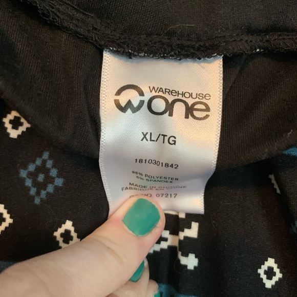 Warehouse One black and blue skull print 2pc pajamas size XL - Picture 5 of 5